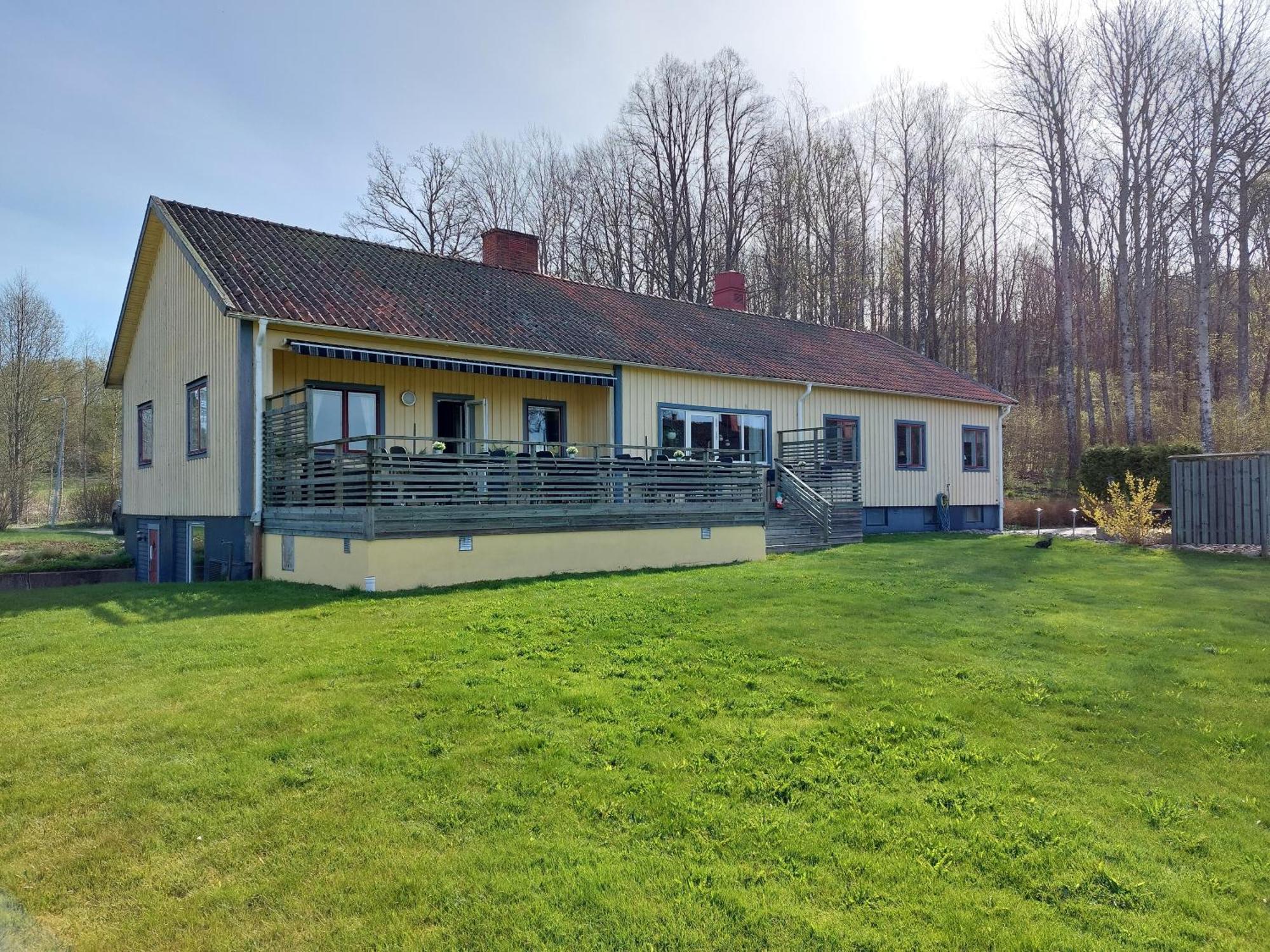 Bruksgarden Bed&Breakfast Undenas Exterior photo
